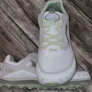 Altra Lone Peak 6